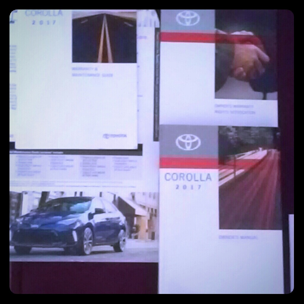 2017 Toyota Corolla owners Manuel